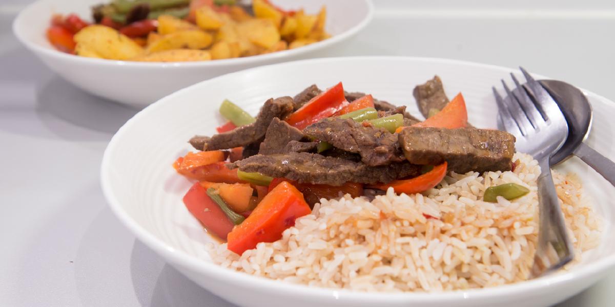 Rundvlees met rijst en groenten