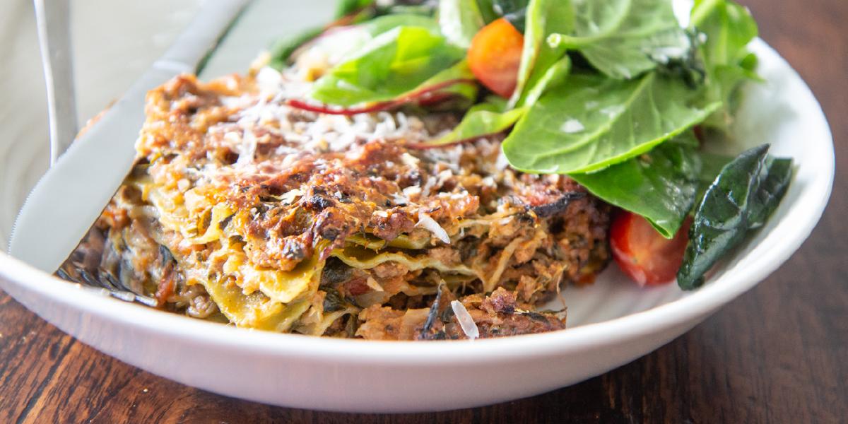 Lasagna met gehakt, courgette en spinazie